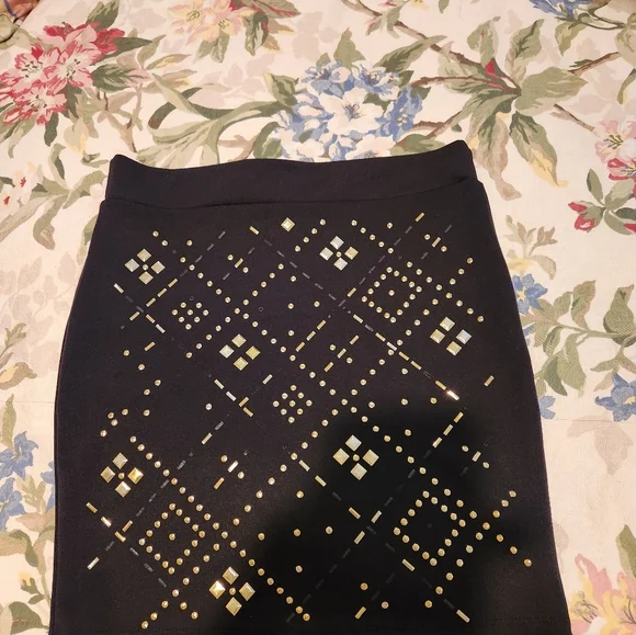 BEBE Bodycon Miniskirt Small Black Semistretch Gold colored Accents - Picture 12 of 12